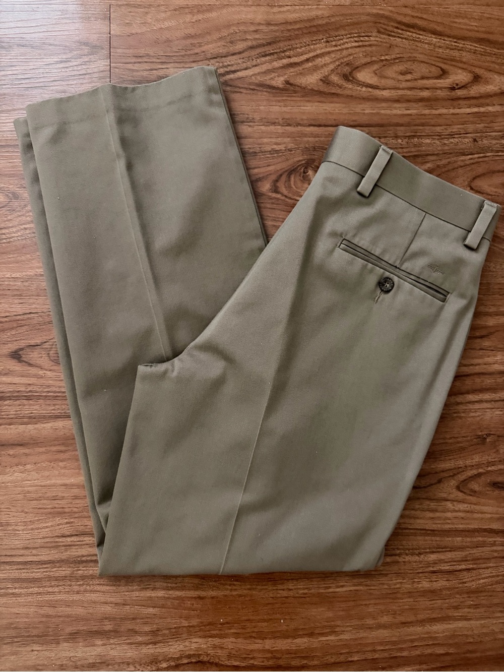 Dockers Olive Flat-Front Dress Pants